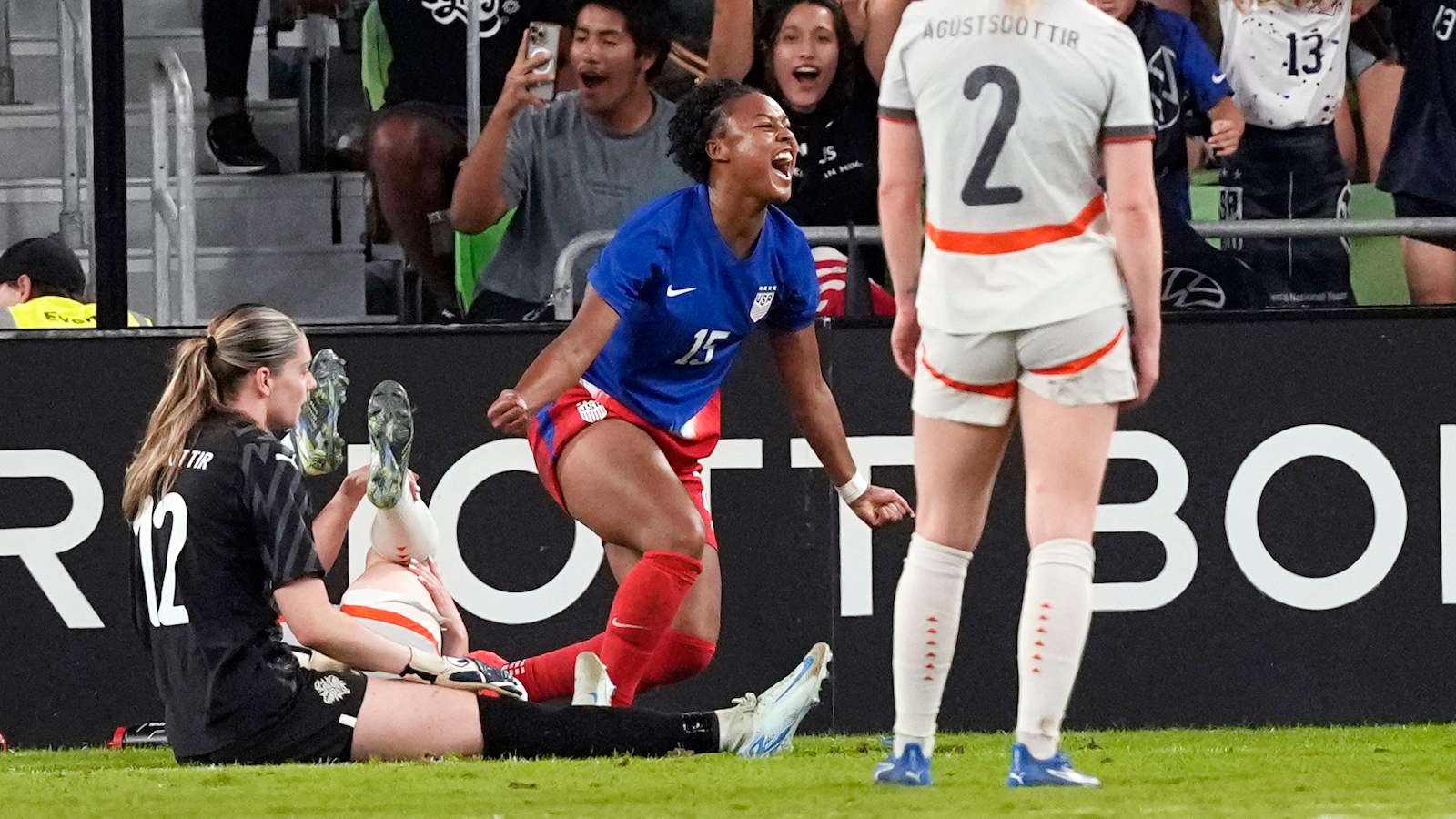 本文将从四 本文将从四