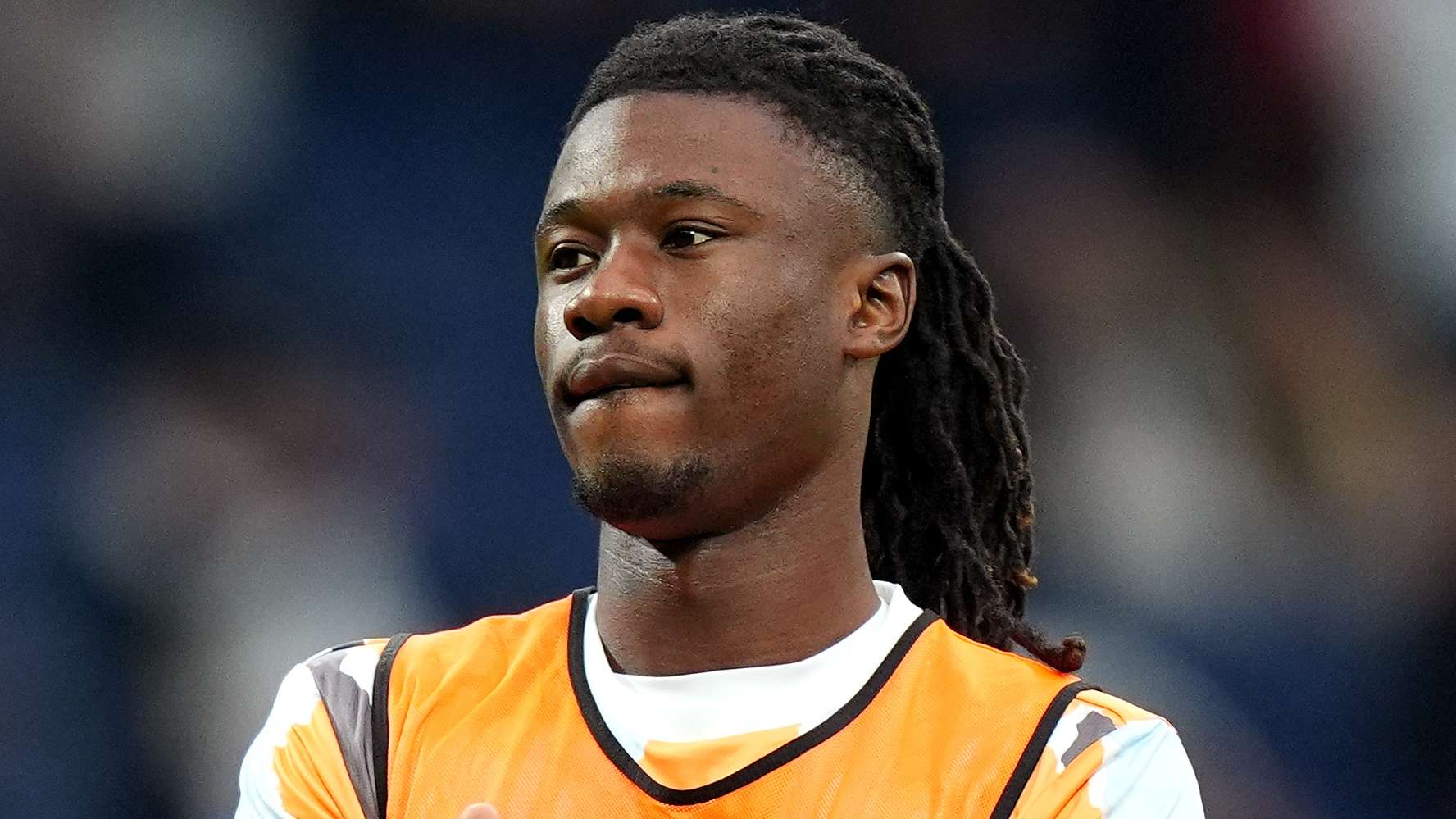 强烈指责 强烈指责