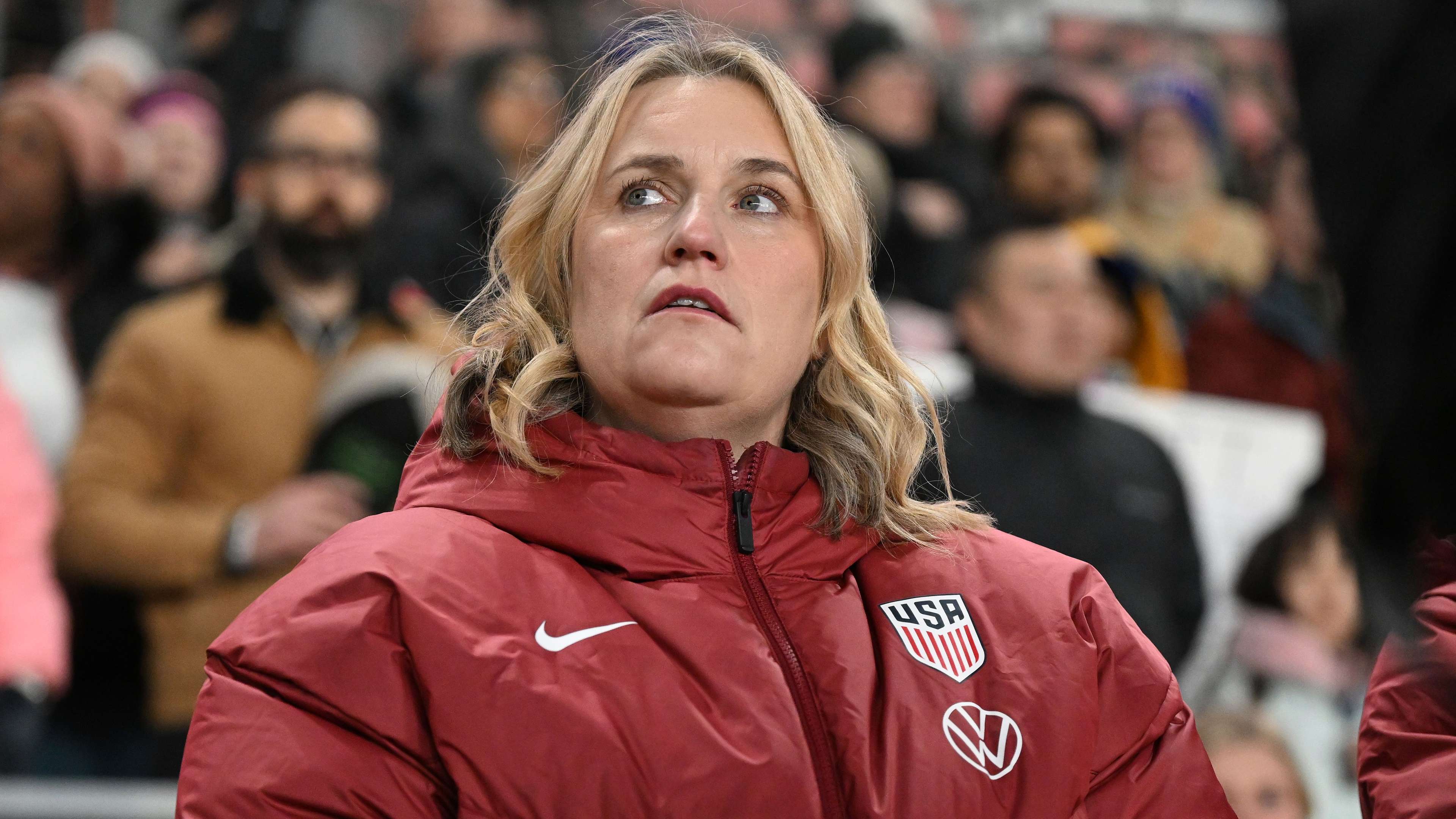 仅仅由社会 仅仅由社会